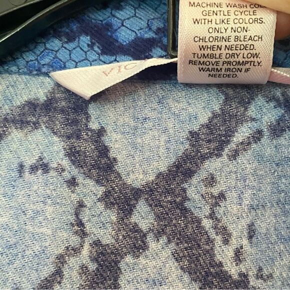 Victoria Secret Sz L Blue Snakeprint Flannel 2Piece Top Bottom Pajamas - Picture 6 of 11